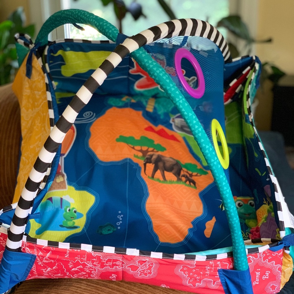 Baby Einstein 5-1 Discovery Activity Gym Mat